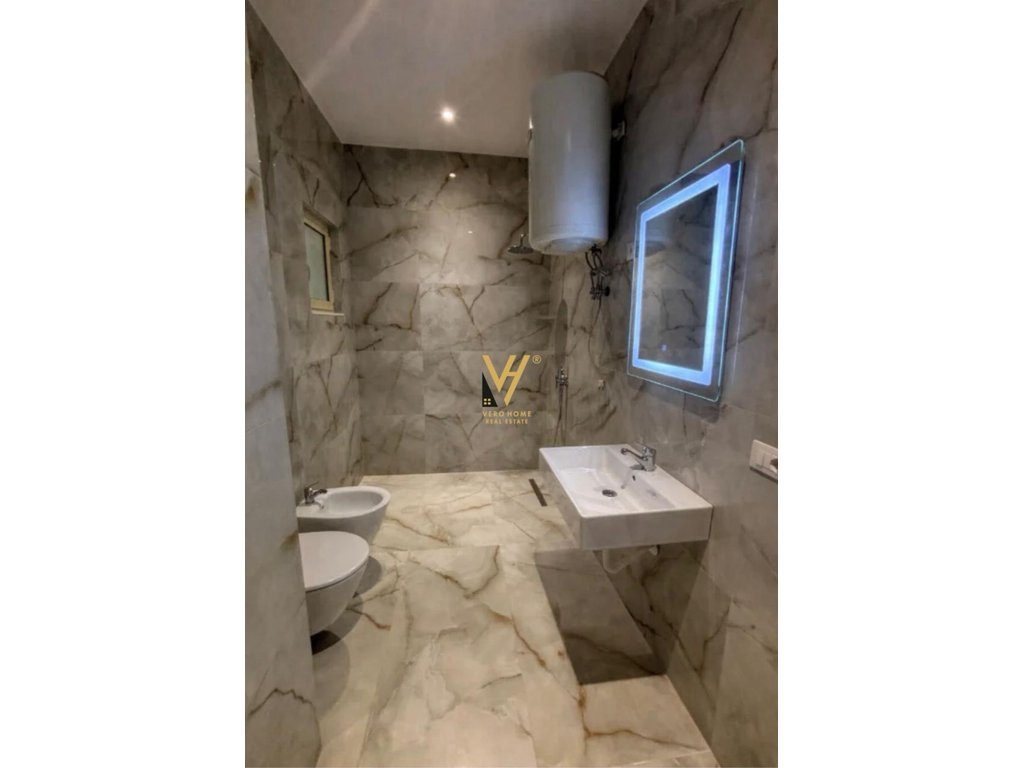 JEPET APARTAMENT 1+1 ME QERA TE ALI DEMI 50.000 LEKE 4