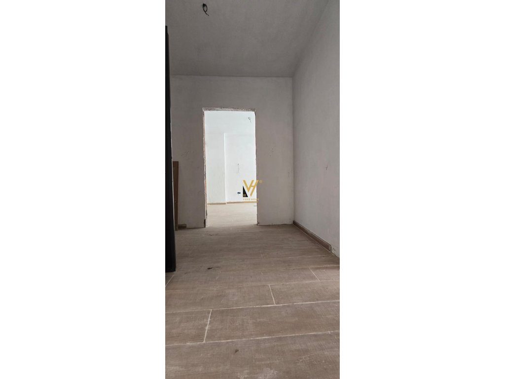 SHITET APARTAMENT 1+1 TE BULEVARDI I RI 140.000 EURO 3