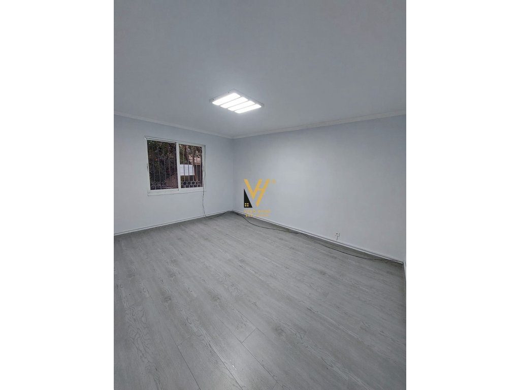JEPET AMBIENT BIZNESI 100 M2 ME QERA TE PALLATI ME SHIGJETA 70.000 LEKE 2