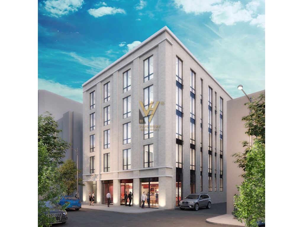 Shitet Hotel 5 katesh te Rruga e Elbasanit 820 m2