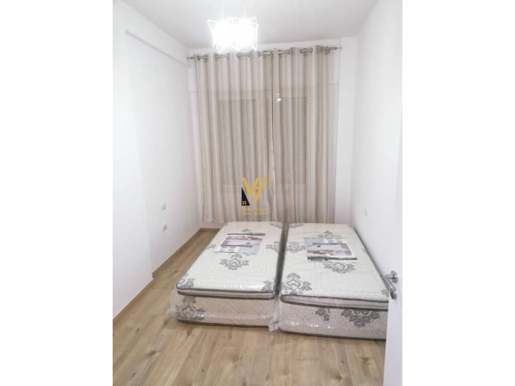 Jepet Apartament 2+1+2+ballkon me qera te Kopshti Zoologjik 120 m2 4