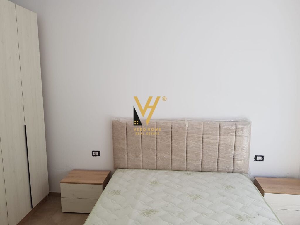 Jepet Apartament 2+1+ballkon me qera te Kompleksi Mangalem , Ali Demi 80 m2 3