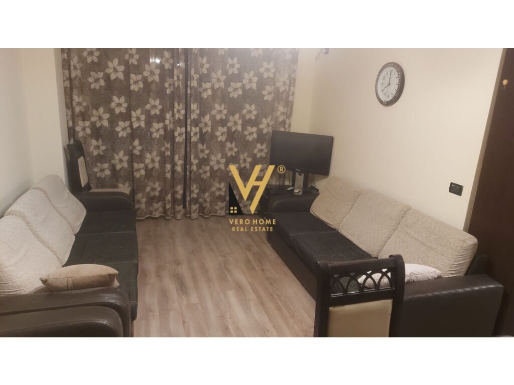 Jepet Apartament 2+1+ballkon me qera te Unaza e Re 99 m2