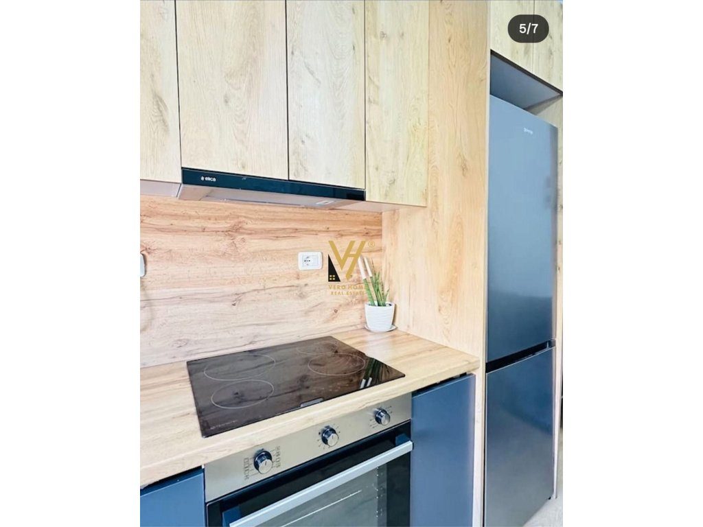 JEPET APARTAMENT 1+1+BLK ME QERA NE QENDER 65.000 LEKE 2