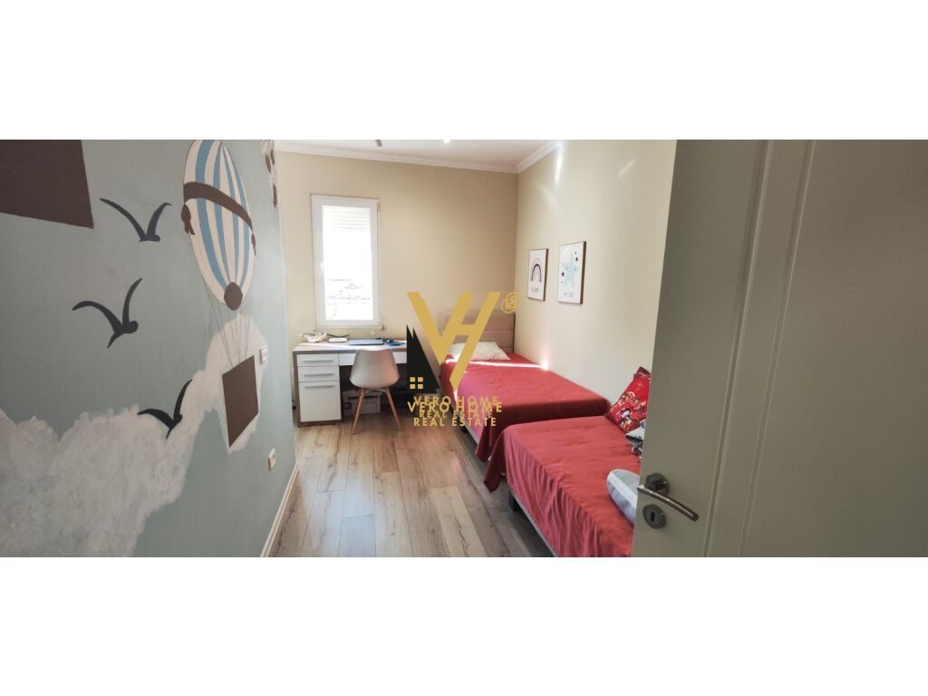 SHITET APARTAMENT 2+1+2 TEK VASIL SHANTO 207.000 EURO 4