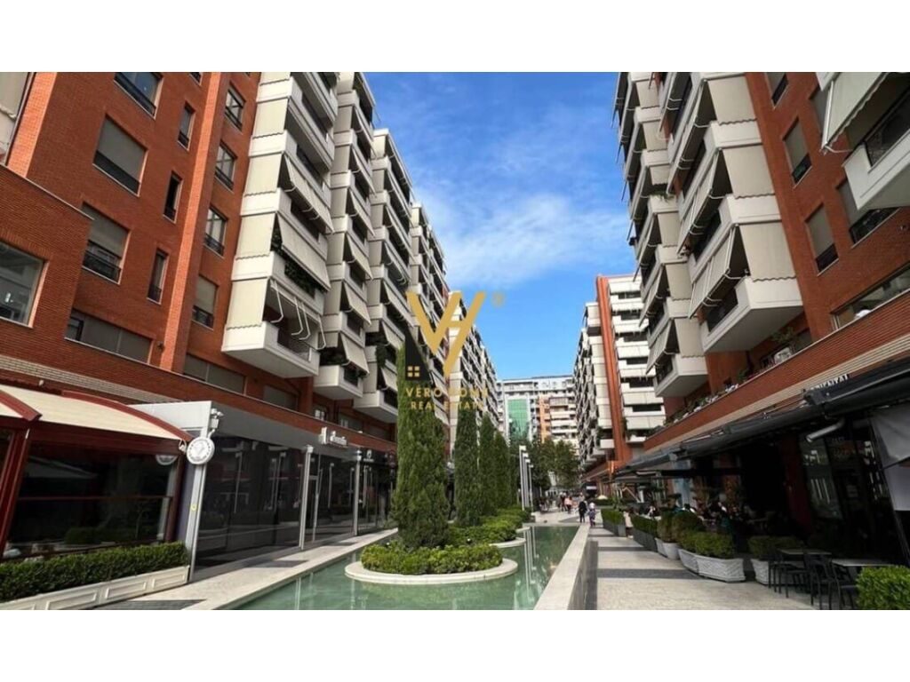 Jepet zyre me qera te Kompleksi Deliorgji 190 m2