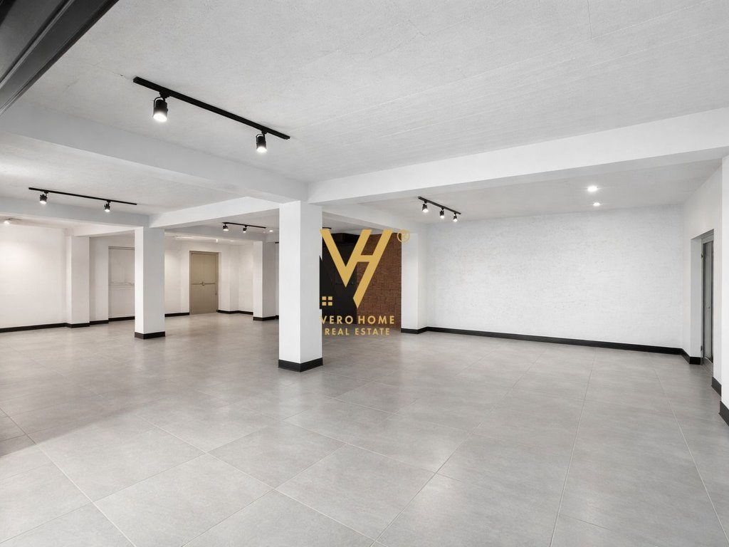 JEPET MAGAZINE 220 M2 ME QERA SAUK I RI 2.000 EURO