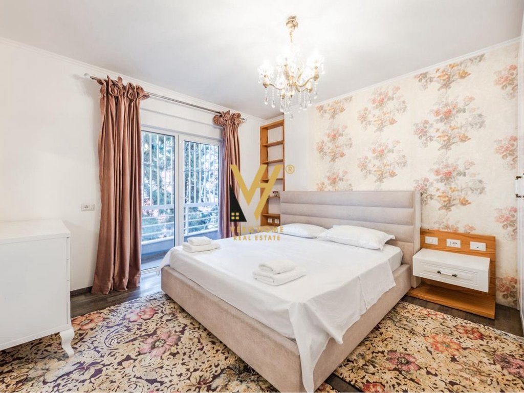 JEPET APARTAMENT 2+1+2+3 BLK ME QIRA TE KOPSHTI ZOOLOGJIK 900 EURO 4