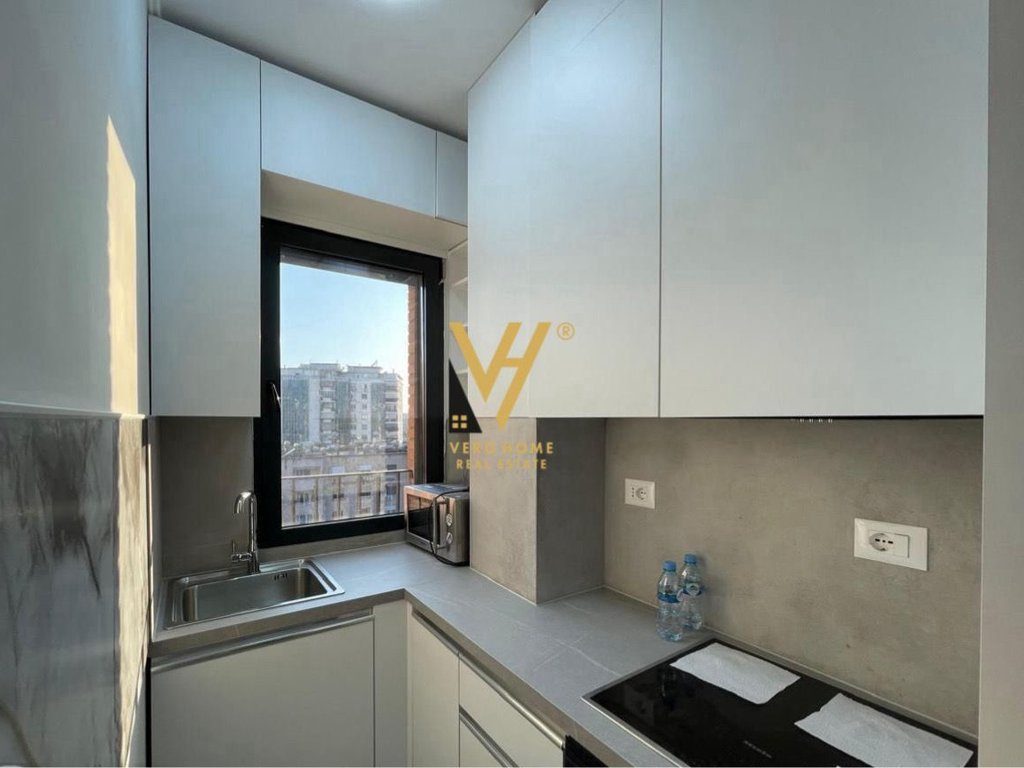 JEPET APARTAMENT 2+1 TEK ISH TREGU ELEKTRIK 650 EURO 2