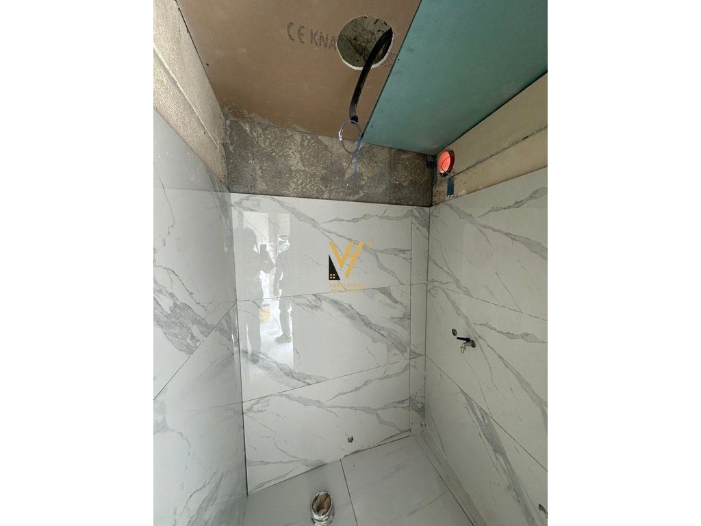 JEPET DYQAN 37M2 ME QERA TE RRETHI I SELITES 500 EURO 2