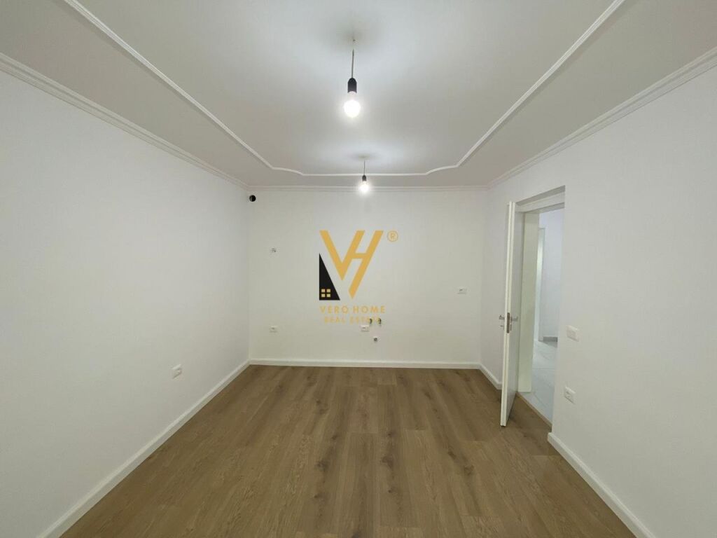 Shitet Apartament 2+1+ballkon tek Ish Ekspozita Sot 62 m2 4