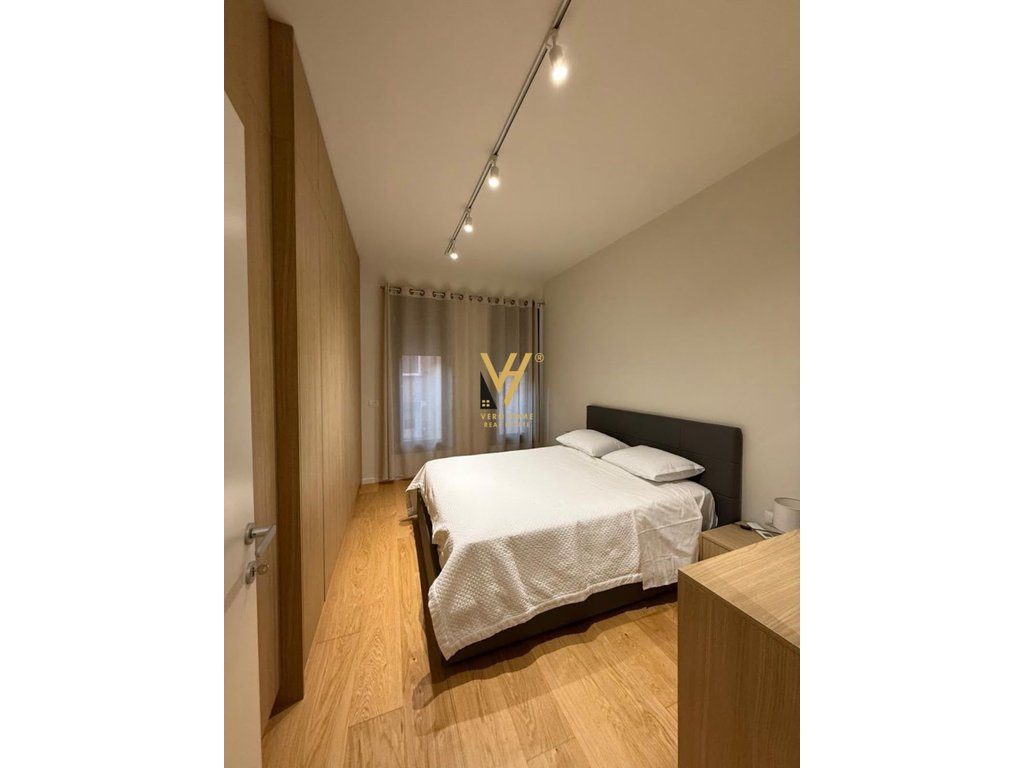 JEPET APARTAMENT 2+1+BLK ME QERA TEK RRUGA E KOSOVARVE 1.300 EURO 3