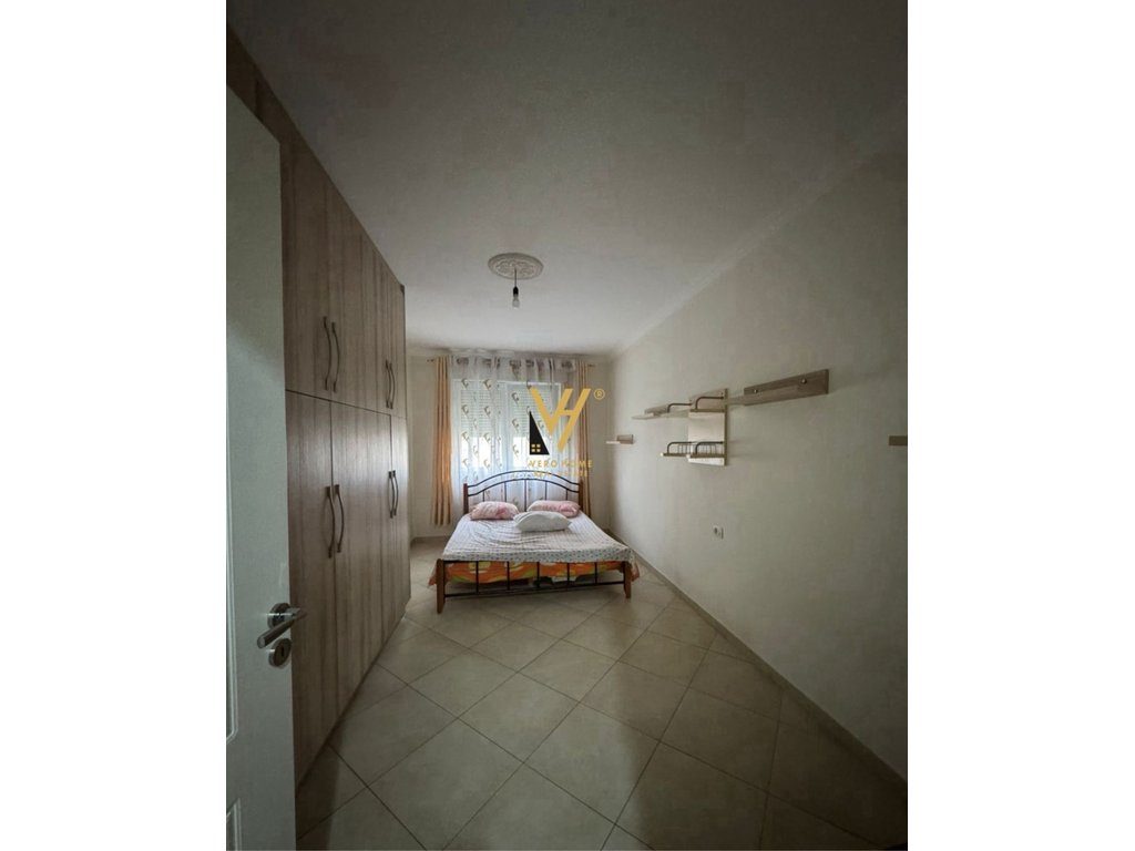 JEPET APARTAMENT 1+1+BLK ME QERA NE ASTIR 45.000 LEKE 3