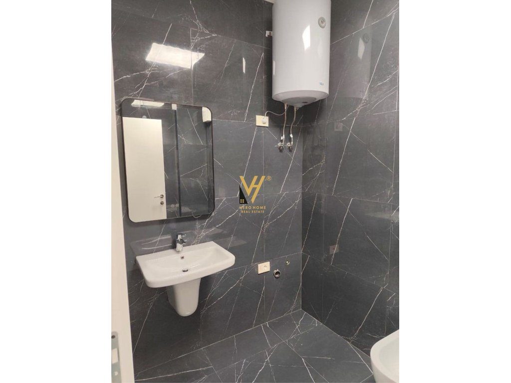 JEPET ZYRE 75 M2 ME QERA TE MINE PEZA 580 EURO 4