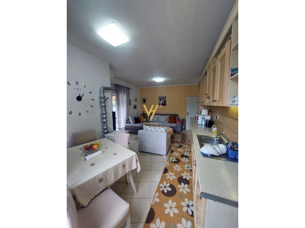 JEPET APARTAMENT 2+1+2+BLK ME QERA NE SELITE 55.000 LEKE