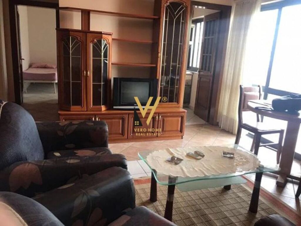 Jepet Apartament 2+1+2+ballkon me qera te Selvia 100 m2
