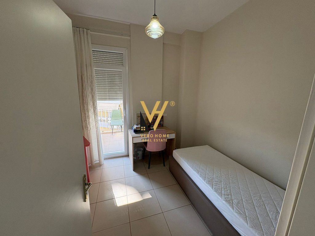 JEPET APARTAMENT 2+1+2+2BLK ME QERA TE KOPSHTI ZOOLOGJIK 850 EURO 4
