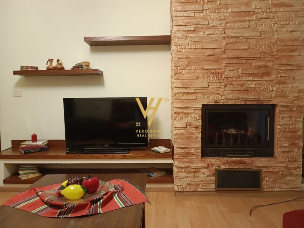 Jepet Apartament 3+1+2 me qera te Blloku 120 m2 4