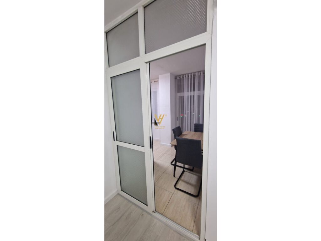 Jepet Apartament 1+1+ballkon me qera te Komuna e Parisit 65 m2 4
