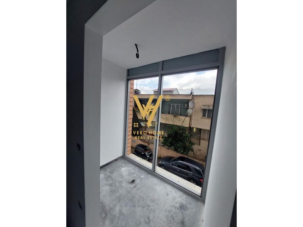 SHITET APARTAMENT DUPLEKS NE MISTO MAME 204.000 EURO 2