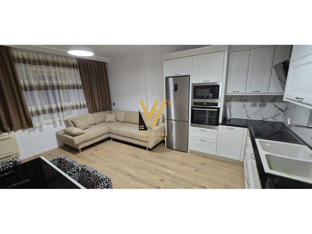 JEPET APARTAMENT 1+1+BLK ME QIRA TE KOMUNA E PARISIT 75.000 LEKE