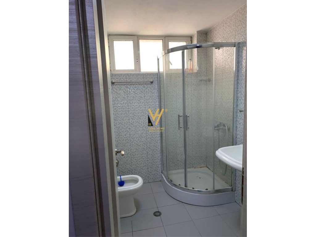 JEPET APARTAMENT 1+1 ME QIRA TE MYSLYM SHYRI 600 EURO 4