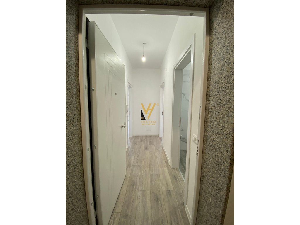 JEPET ZYRE 72 M2 ME QIRA TE KIKA 2, KOMUNA PARISIT 70.000 LEKE 3