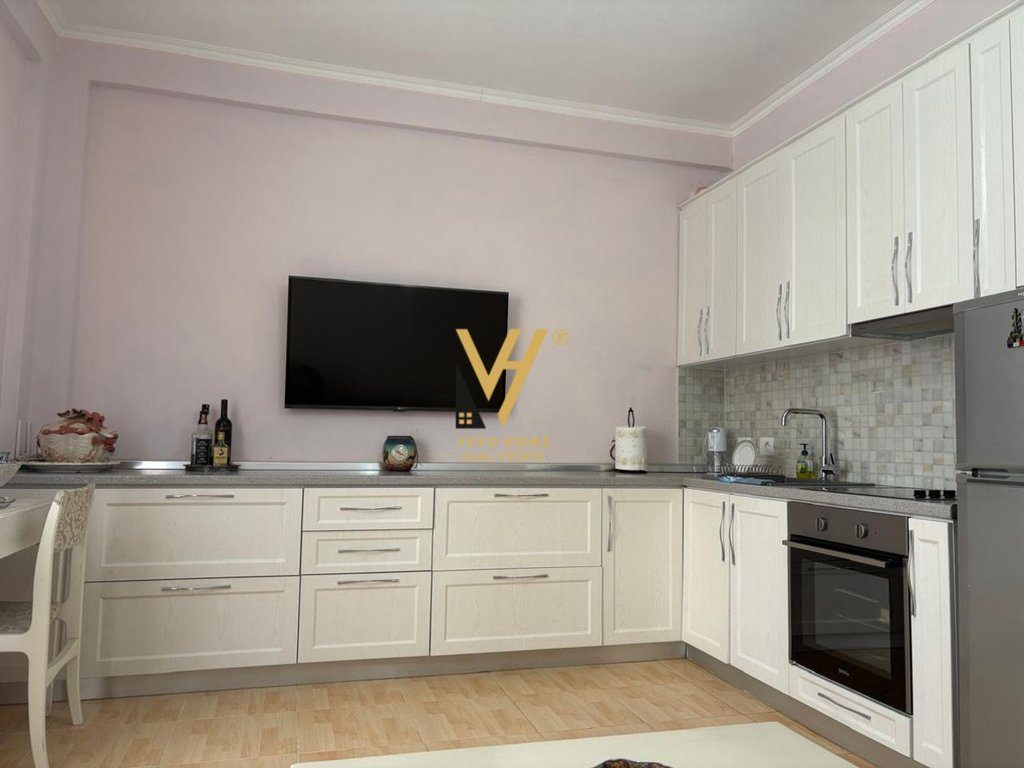 SHITET APARTAMENT 1+1+BLK NE GOLEM 8.800.000 LEKE 2