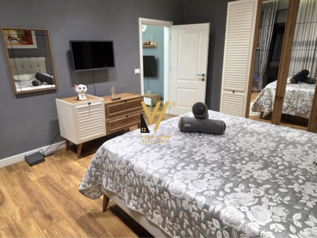 JEPET APARTAMENT 1+1+BLK ME QIRA NE BLLOK 65.000 LEKE 4