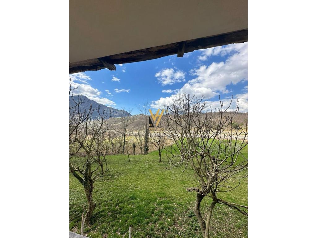 SHITET VILE DY KATESHE NE ZALL DAJT 27.000.000 LEKE 4