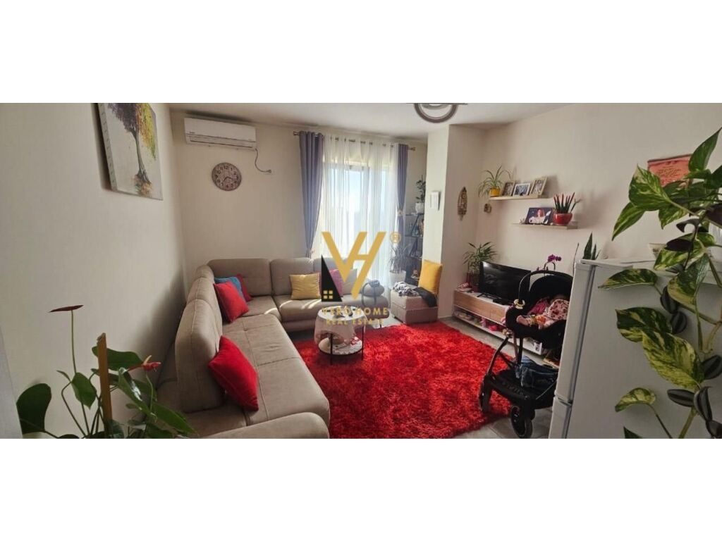 Shitet apartament 1+1 +ballkon tek Ish Fusha e Aviacionit 57 m2