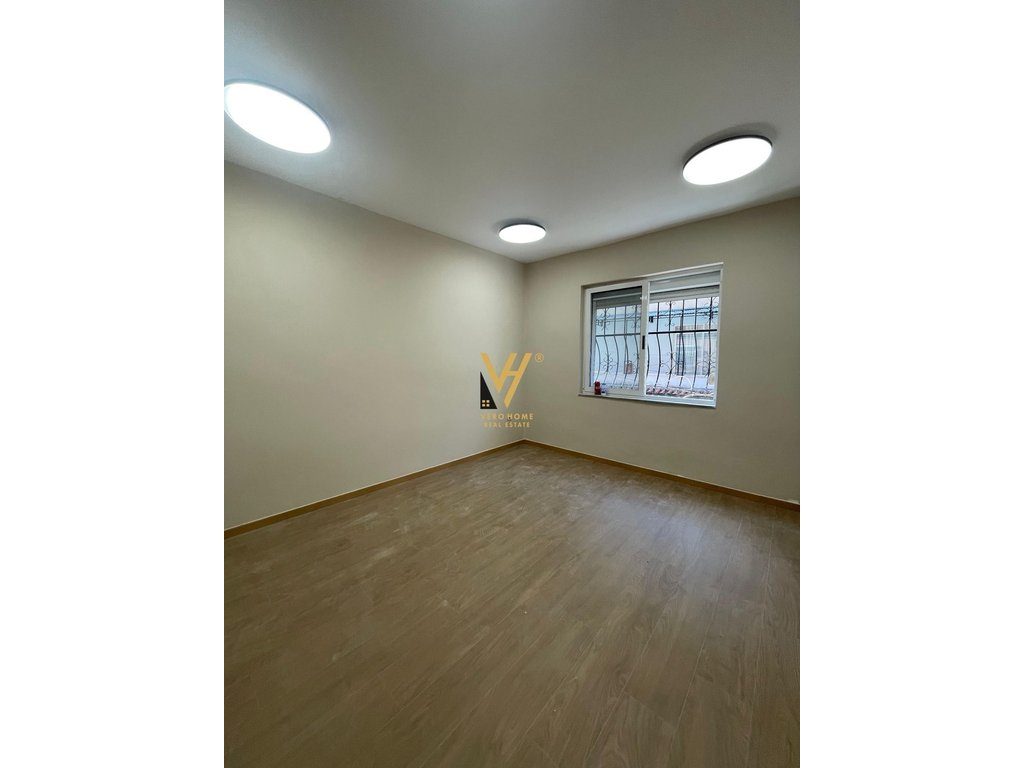 JEPET ZYRE 109 M2 ME QIRA TE MARGARITA TUTULANI 800 EURO 4