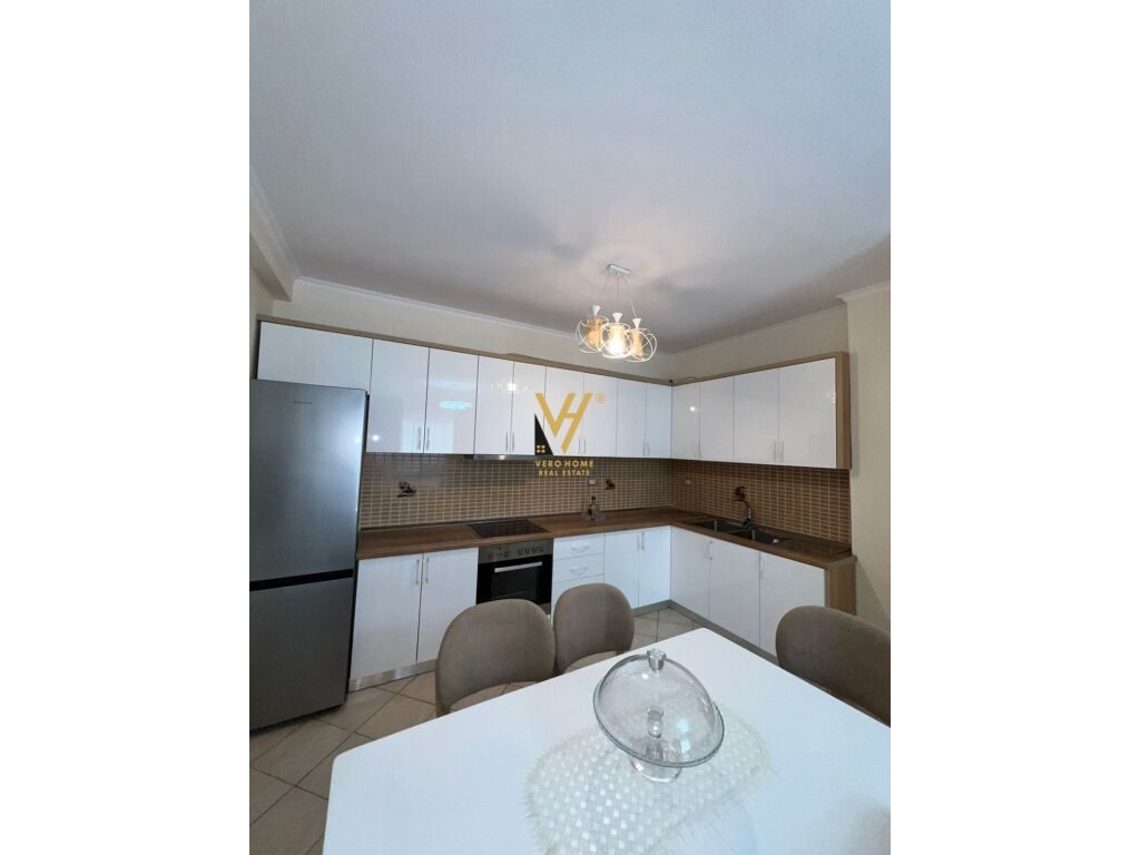 Jepet Apartament 2+1+ballkon me qera ne Fresk 115 m2