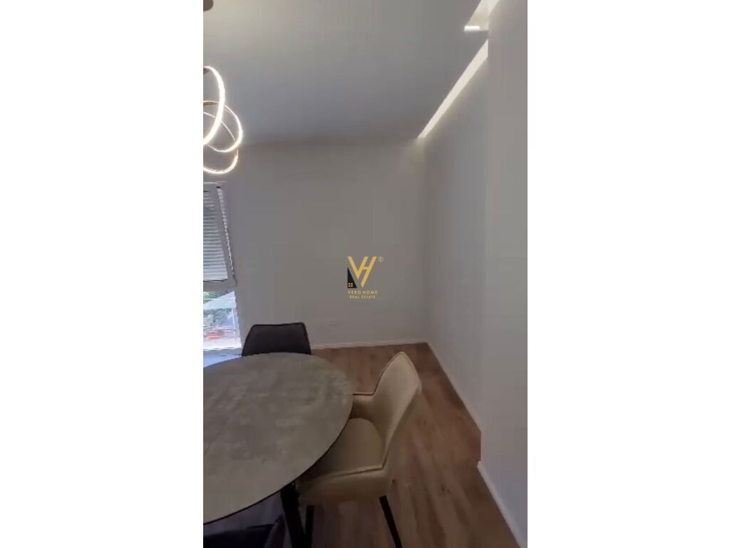 Shitet Apartament 1+1+ballkon te Prokuroria e Tiranes 63 m2 2