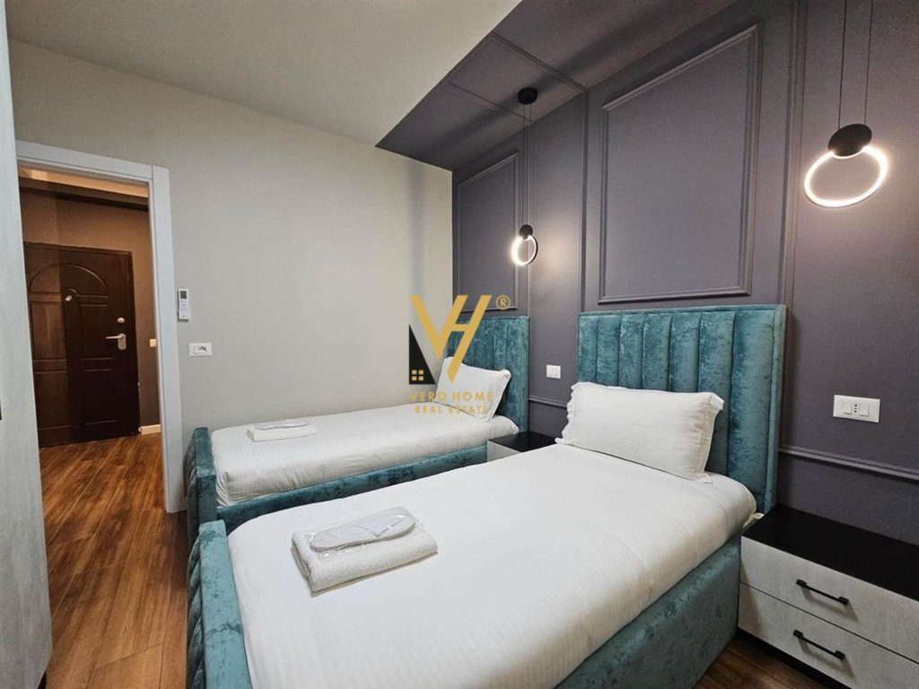 SHITET APARTAMENT 2+1+2 TE KOMUNA E PARISIT 275.000 EURO 3