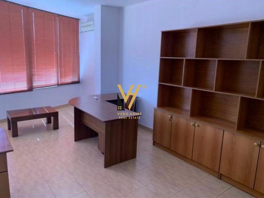 JEPET ZYRE 26 M2 ME QERA TE 9-KATESHET, QENDER 40.000 LEKE 3