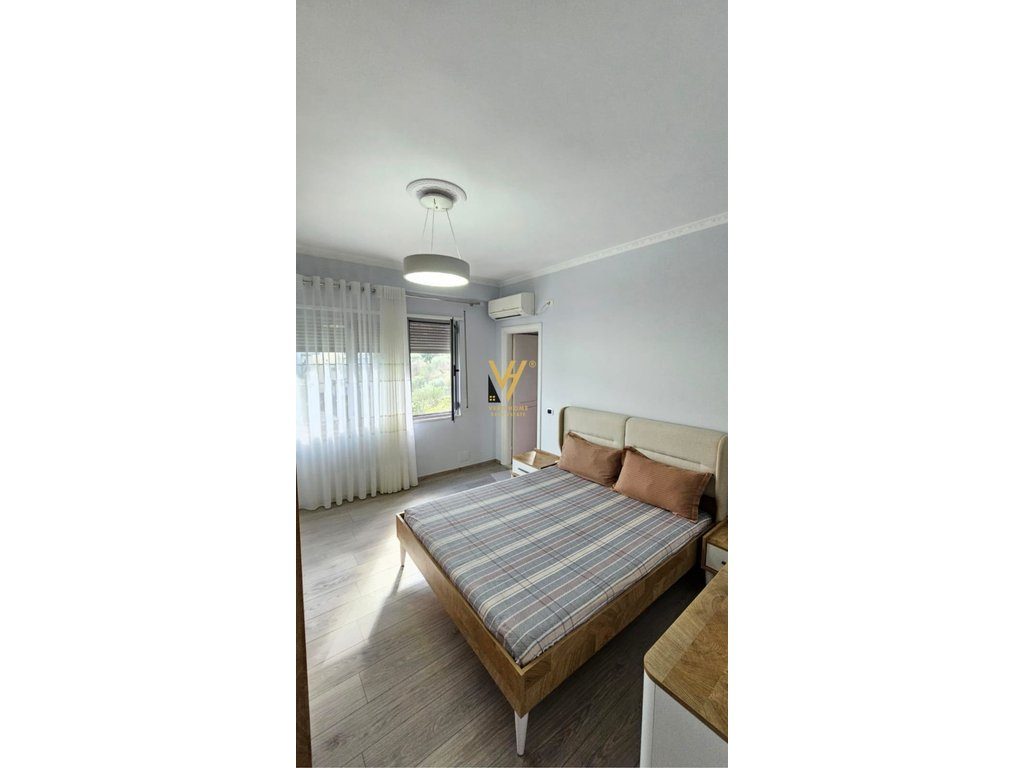 JEPET APARTAMENT 3+1+VERANDE ME QERA TE LIQENI I THATE 1.500 EURO 4