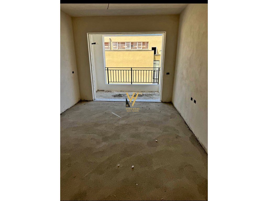 SHITET APARTAMENT 2+1+BLK NE PASKUQAN 115.200 EURO 2