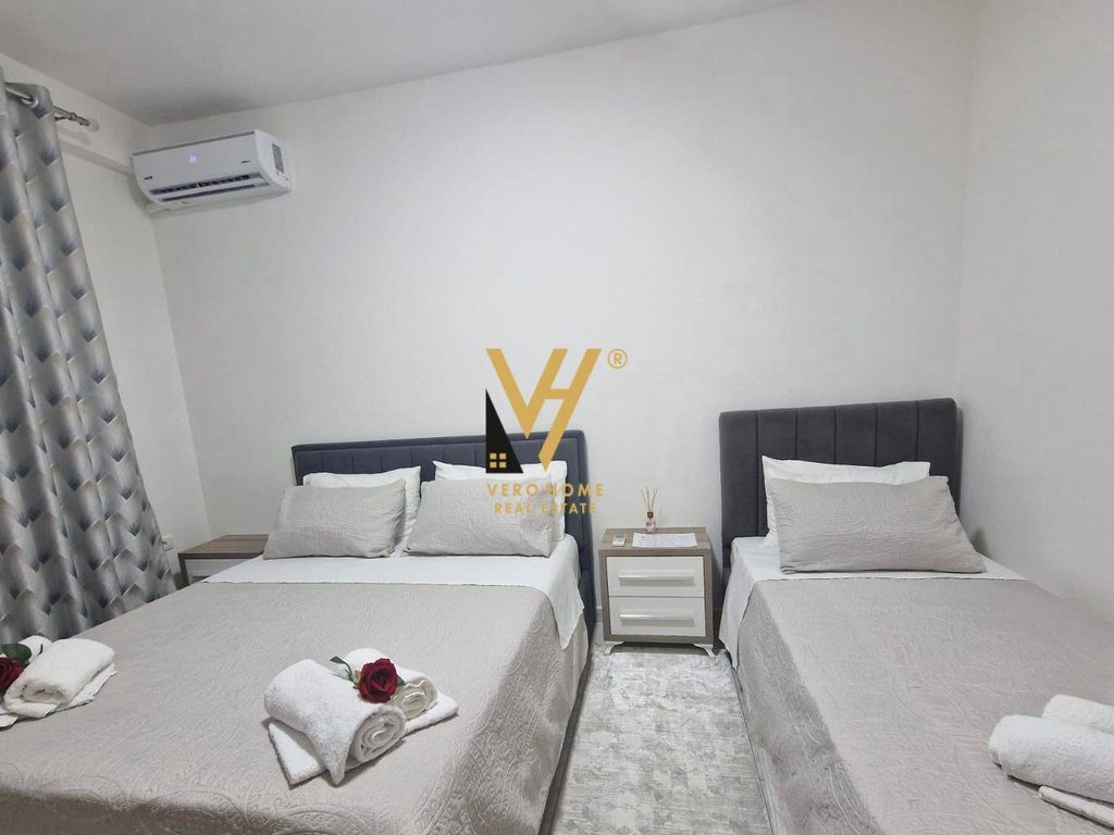 JEPET SHTEPI NJE KATESHE ME QIRA NE VASIL SHANTO 75.000 LEKE 4