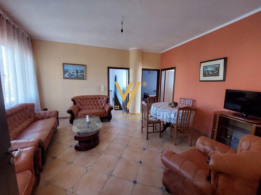 JEPET APARTAMENT 2+1 ME QERA NE SELITE 45.000 LEKE