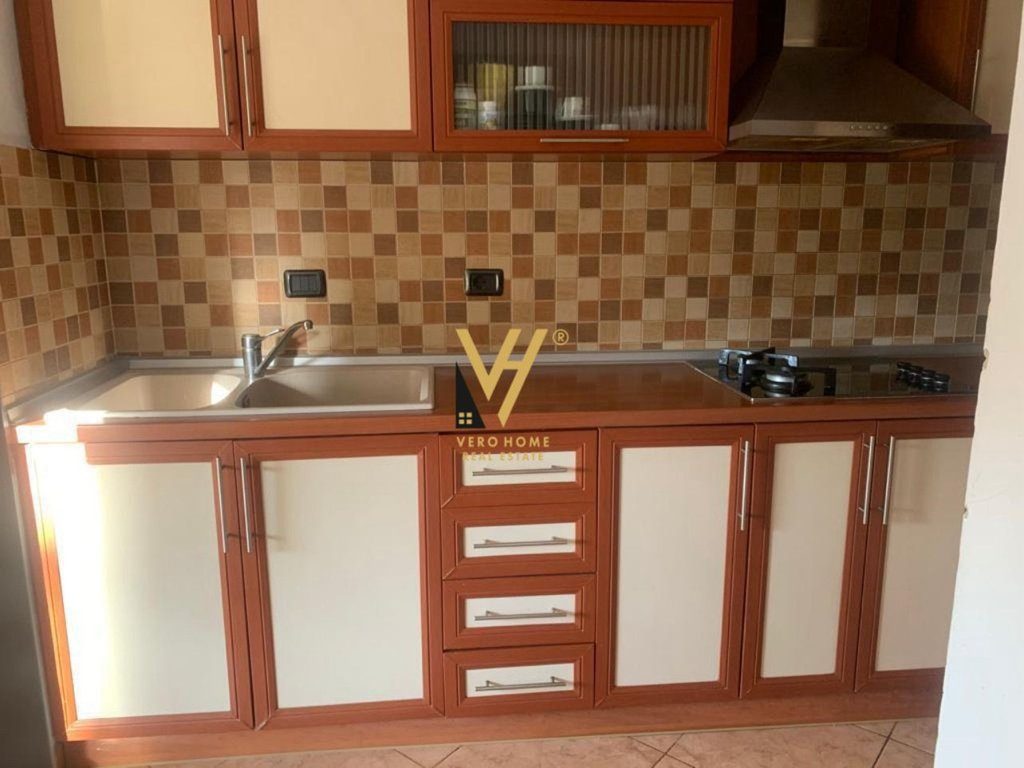 SHITET APARTAMENT 3+1+BLK TE PAZARI I RI 18.500.000 LEKE 4