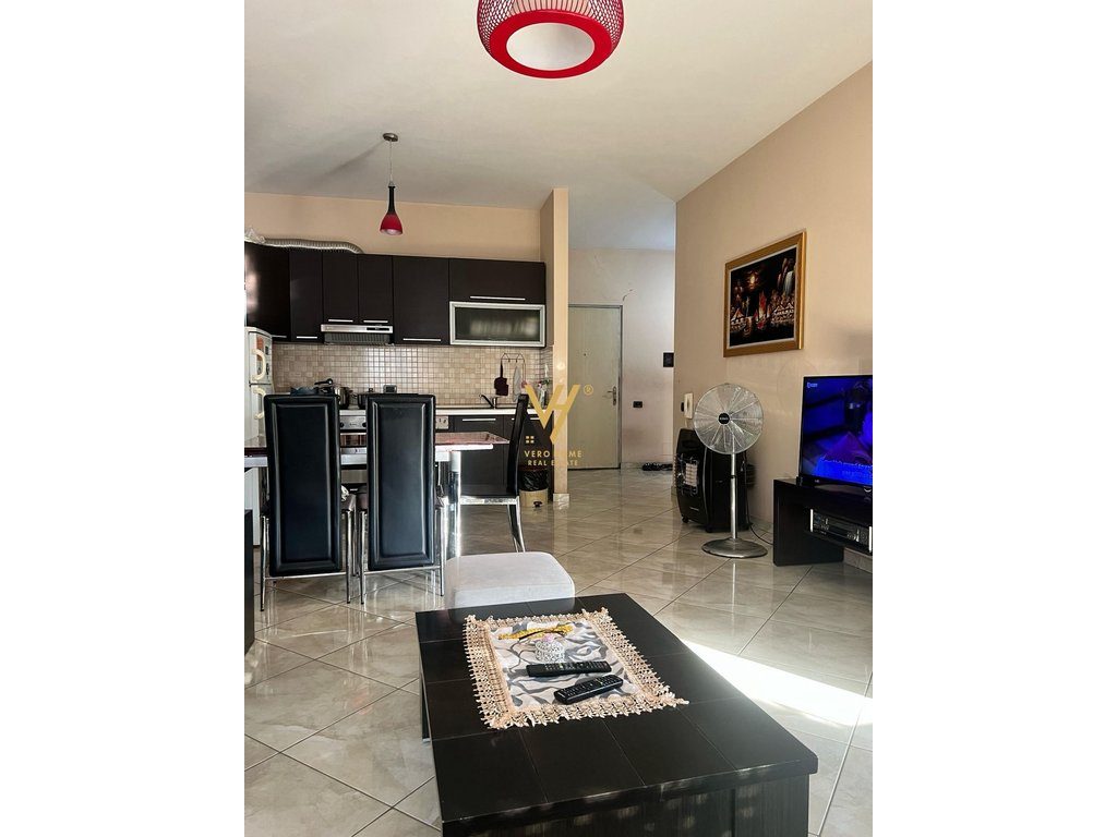 SHITET APARTAMENT 2+1+2+BLK NE XHAMLLIK 187.000 EURO 2