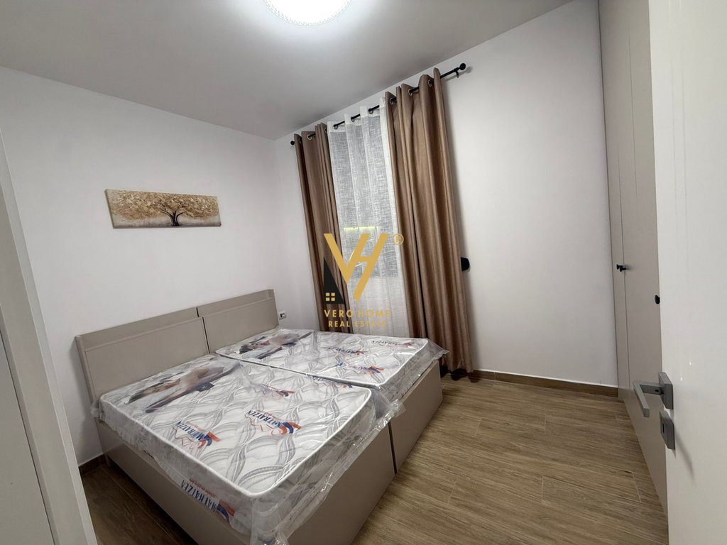 JEPET APARTAMENT 1+1 ME QIRA TE 5 MAJI 45.000 LEKE 3