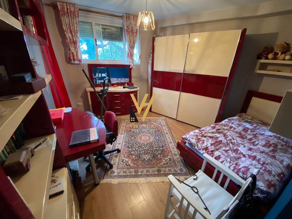 SHITET APARTAMENT 2+1+2+BLK TE URA E TABAKVE 280.000 EURO 4