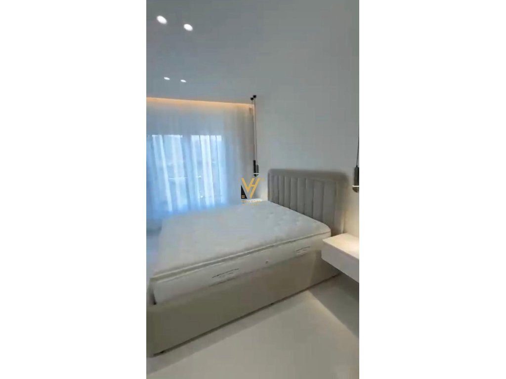 JEPET APARTAMENT 1+1+BLK ME QIRA TE BULEVARDI I RI 65.000 LEKE 3