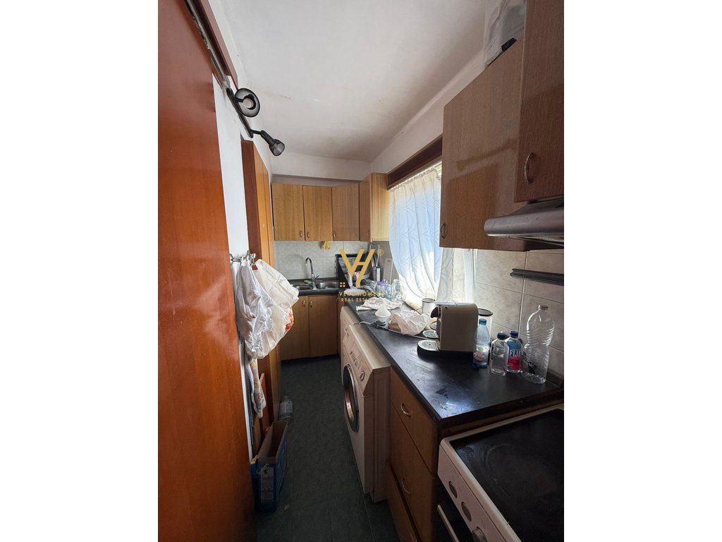 JEPET APARTAMENT 2+1+BLK ME QERA TE RRUGA FORTUZI 70.000 LEKE 2