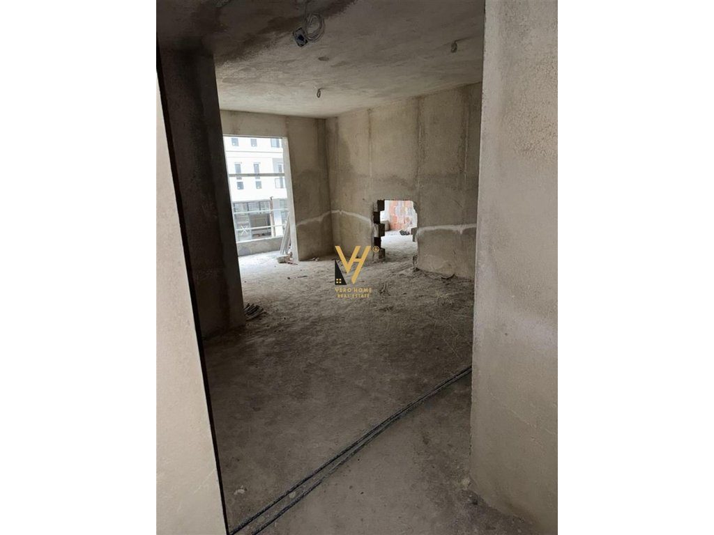 SHITET APARTAMENT 2+1+BLK TE UNIVERS CITY 103.000 EURO 3