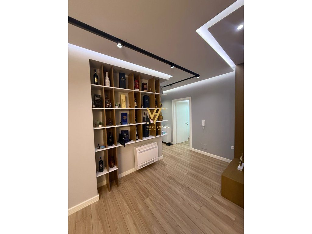 SHITET APARTAMENT 3+1+2BLK TE LIQENI I THATE 300.000 EURO 3