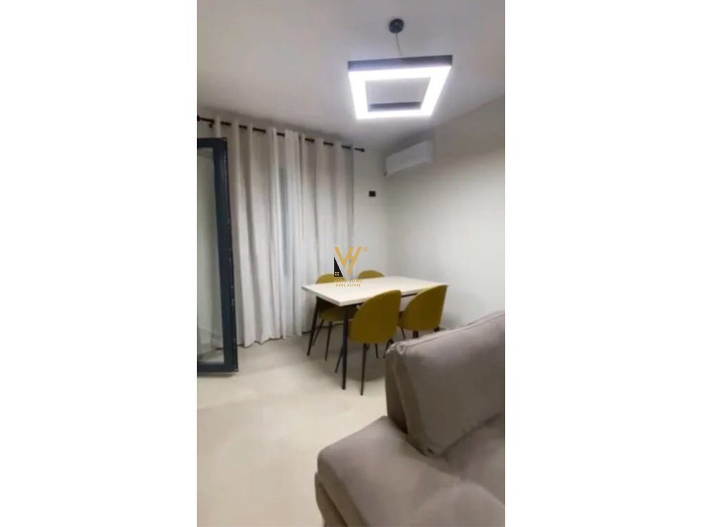 JEPET APARTAMENT 2+1+BLK ME QERA TE KOMUNA E PARISIT 70.000 LEKE 3