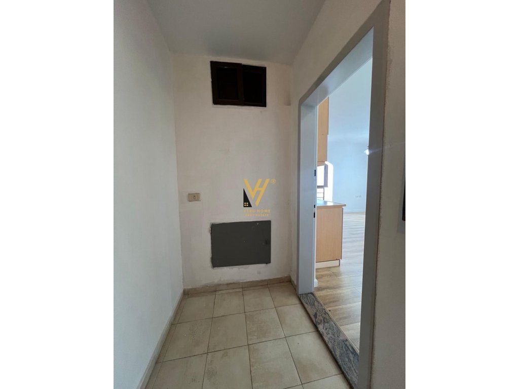 SHITET APARTAMENT 2+1+BLK TE ISH FUSHA E AVIACIONIT 165.000 EURO 3